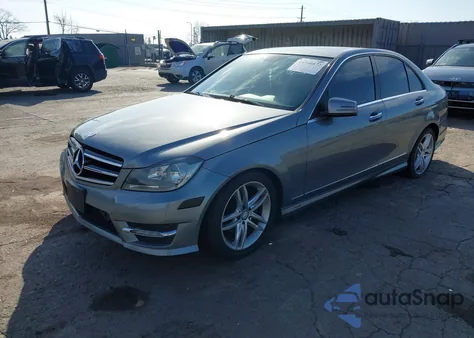 2013 Mercedes-Benz C 250 Sport from USA, damaged, VIN WDDGF4HB0DR254809